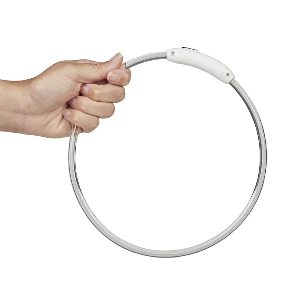Petface - Outdoor Paws USB Rechargeable LED Ring Dog Collar - Image 5